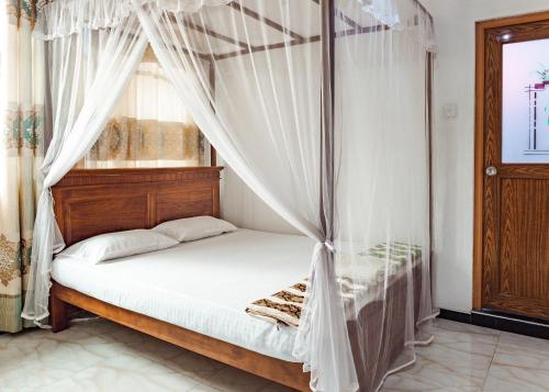 Hotel Blue Whale Rooms Mirissa