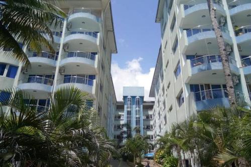 Mombasa Vacations Beach Studio B11 in แบมบูรีบีช Mombasa Vacations Beach Studio B11 in แบมบูรีบีช