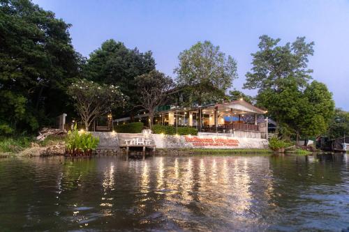 Храна и напитки, River Kwai Bridge Resort in Канчанабури Храна и напитки, River Kwai Bridge Resort in Канчанабури