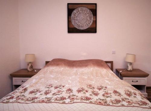 Bed, Angelina Vendeghaz in Tarcal Bed, Angelina Vendeghaz in Tarcal