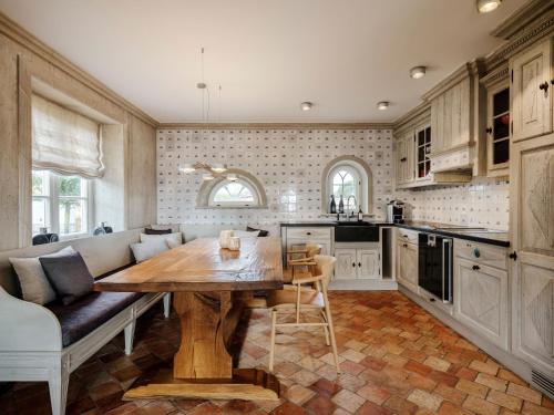 Kitchen, SalzWasserHerz Senhoog Luxury Holiday Homes ***** in Morsum Kitchen, SalzWasserHerz Senhoog Luxury Holiday Homes ***** in Morsum