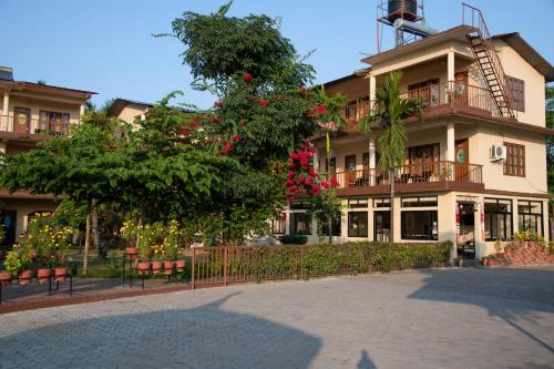 จังเกิล ไวลด์ไลฟ์ แคมป์ (Jungle Wildlife Camp) in ซอราฮา จังเกิล ไวลด์ไลฟ์ แคมป์ (Jungle Wildlife Camp) in ซอราฮา