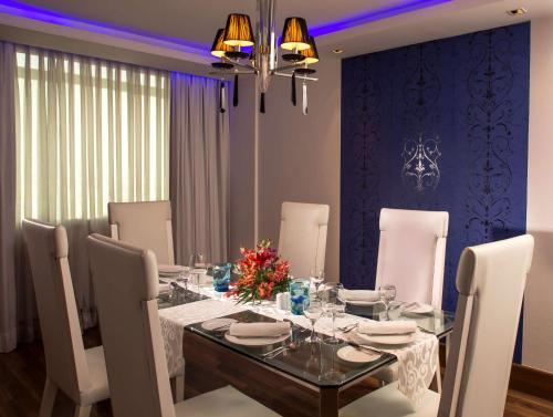 Dotări, Radisson Blu Kochi in Kochi Dotări, Radisson Blu Kochi in Kochi