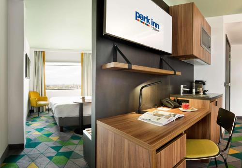 Зручності, Park Inn by Radisson Hasselt in Гассельт Зручності, Park Inn by Radisson Hasselt in Гассельт