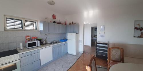 keuken, Apartments Villa Ravlić (Apartments Villa Ravlic) in Makarska keuken, Apartments Villa Ravlić (Apartments Villa Ravlic) in Makarska