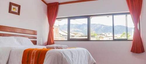 Explorer Deluxe Hotel
