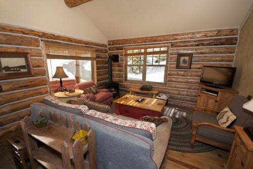 在meiguo.com看到的牛仔天堂小屋酒店的介绍图片