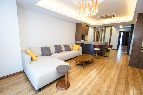 Lintas Platinum Hotel in Putatan Lintas Platinum Hotel in Putatan
