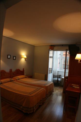 This photo about Pension Bilbao shared on HyHotel.com