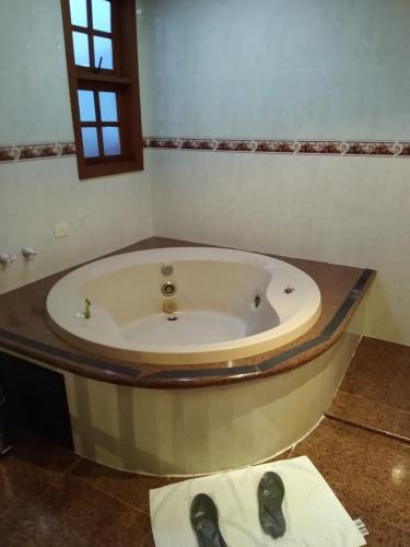 Bathroom, Magnus Norte Hotel (Adult Only) in Del Castilho Bathroom, Magnus Norte Hotel (Adult Only) in Del Castilho