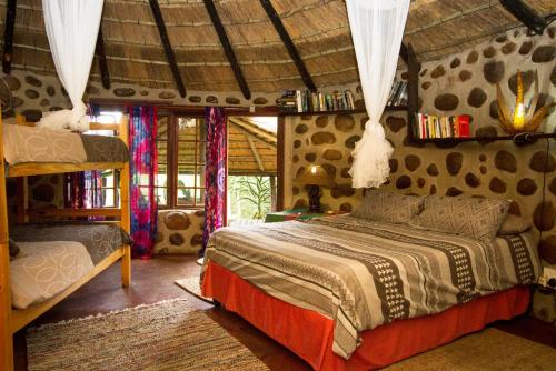 Shapes of Africa Rustic Stayover