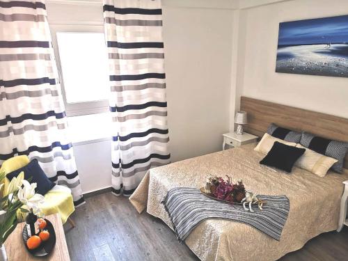 Beachfront modern and spacious apartment in Торревьеха Beachfront modern and spacious apartment in Торревьеха