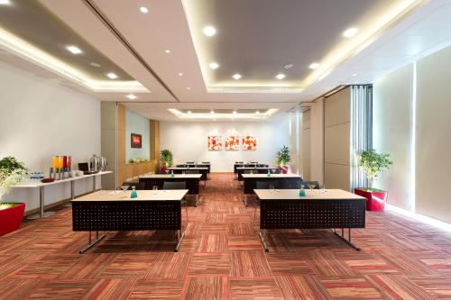 Banquet hall, Ibis Navi Mumbai Hotel - An AccorHotels Brand in Navi Mumbai Banquet hall, Ibis Navi Mumbai Hotel - An AccorHotels Brand in Navi Mumbai