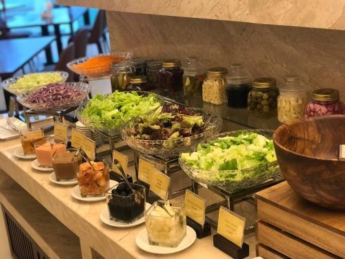 อาหารและเครื่องดื่ม, เรกาเลีย โกลด์ โฮเต็ล (Regalia Gold Hotel) in ญาจาง อาหารและเครื่องดื่ม, เรกาเลีย โกลด์ โฮเต็ล (Regalia Gold Hotel) in ญาจาง