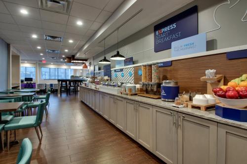 餐廳, Holiday Inn Express Washington DC N-Silver Spring By IHG in 銀泉 餐廳, Holiday Inn Express Washington DC N-Silver Spring By IHG in 銀泉