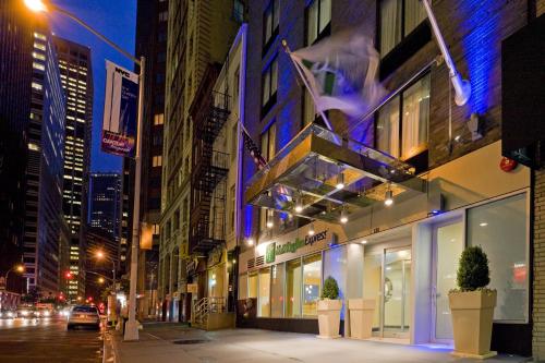 숙소 외관, Holiday Inn Express - Wall Street By IHG in 금융지역 숙소 외관, Holiday Inn Express - Wall Street By IHG in 금융지역