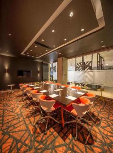 Конференц-зал / бальні зали, Holiday Inn Express Adelaide City Centre By IHG in Аделаїда Конференц-зал / бальні зали, Holiday Inn Express Adelaide City Centre By IHG in Аделаїда