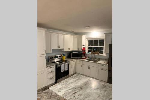 Konyha, Northside Cape near Richmond Nemzetközi Versenypálya Konyha, Northside Cape near Richmond Nemzetközi Versenypálya