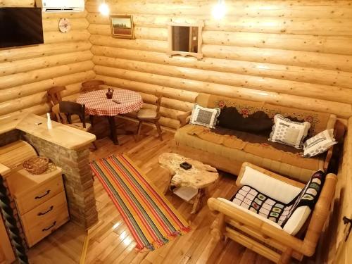 Apartmani Žuti Leptir (Apartmani Zuti Leptir) in Vrdnik Apartmani Žuti Leptir (Apartmani Zuti Leptir) in Vrdnik