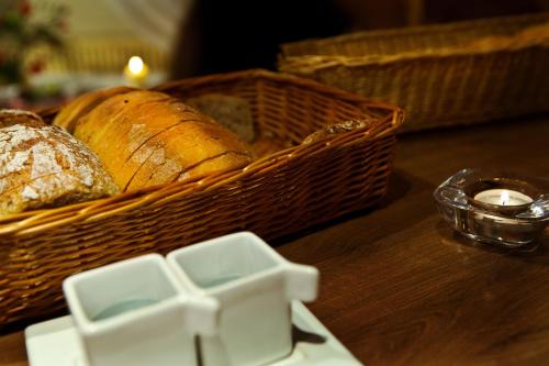 Alimentos e Bebidas, Nu Hotel in Widzew Alimentos e Bebidas, Nu Hotel in Widzew