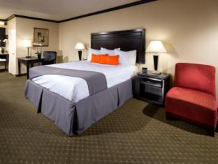 Canoga Hotel at Warner Center in Canoga Park Canoga Hotel at Warner Center in Canoga Park