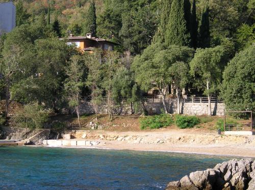 Beach Apartments Lovran Hotel