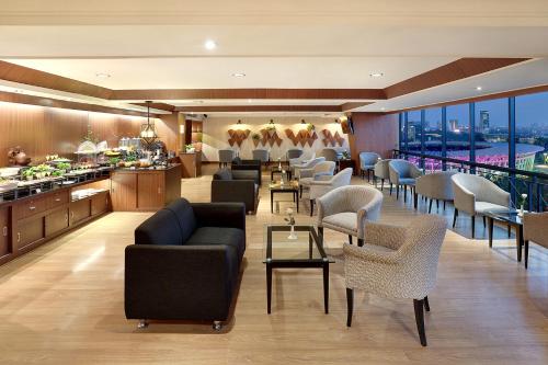 Bar/lounge, Century Park Hotel in Senayan Bar/lounge, Century Park Hotel in Senayan