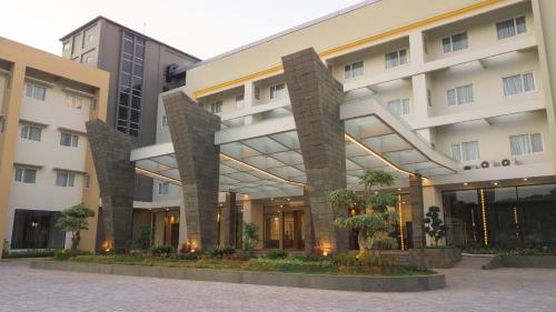 Entrance, Pollos Hotel & Gallery in Rembang Entrance, Pollos Hotel & Gallery in Rembang