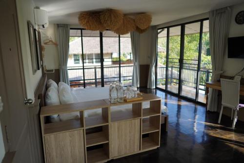 Villa Panalai near Lan Rak Waterfall Villa Panalai near Lan Rak Waterfall