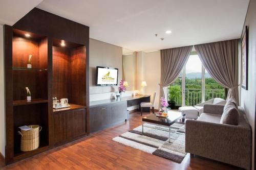 The Royale Krakatau Hotel in Banten The Royale Krakatau Hotel in Banten