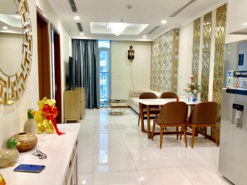 LuxHomes Saigon - Vinhomes Central Park in Bình Thạnh LuxHomes Saigon - Vinhomes Central Park in Bình Thạnh