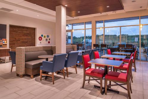 餐飲選擇, Holiday Inn Express & Suites Farmville By IHG in 法維爾城 餐飲選擇, Holiday Inn Express & Suites Farmville By IHG in 法維爾城