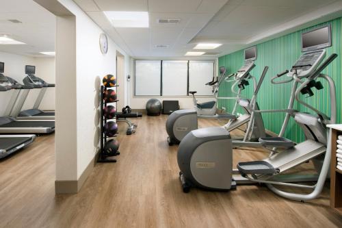 Gimnasio, Holiday Inn Express & Suites College Park-University Area By IHG in College Park (MD) Gimnasio, Holiday Inn Express & Suites College Park-University Area By IHG in College Park (MD)