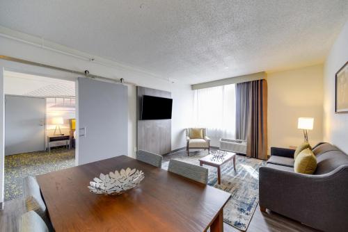 Saint Louis Airport Hotel in 聖路易士(MO) Saint Louis Airport Hotel in 聖路易士(MO)