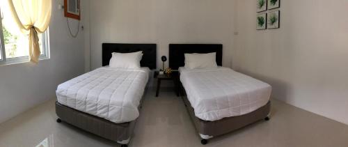 Arriyus Apartelle in Daanbantayan Arriyus Apartelle in Daanbantayan