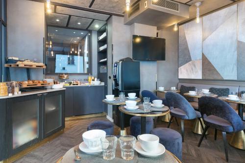 Restaurant, Hotel OHM by Happyculture near Parc des Princes Football Stadium Restaurant, Hotel OHM by Happyculture near Parc des Princes Football Stadium