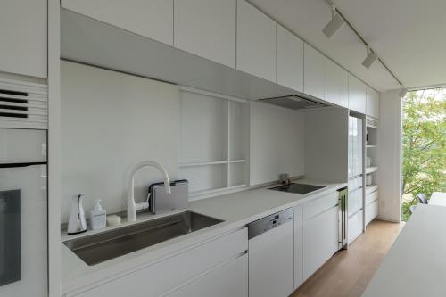 kök, Villa på 160 m² i Furano, med 3 sovrum och 2 badrum (privat) (Yama no Oto - 3 Bedroom APT) near Garden of Wind kök, Villa på 160 m² i Furano, med 3 sovrum och 2 badrum (privat) (Yama no Oto - 3 Bedroom APT) near Garden of Wind