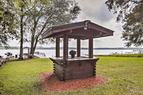Lake Broward Cabin with Private Boat Launch and Dock! in East Palatka (FL) Lake Broward Cabin with Private Boat Launch and Dock! in East Palatka (FL)