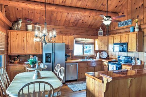 Kitchen, Lake Broward Cabin with Private Boat Launch and Dock! in East Palatka (FL) Kitchen, Lake Broward Cabin with Private Boat Launch and Dock! in East Palatka (FL)