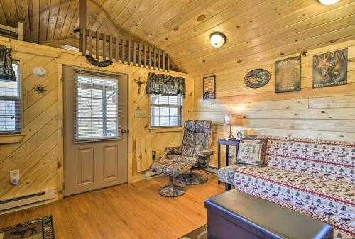 Cozy Cumberland Cabin in the Allegheny Mountains! in LaVale (MD) Cozy Cumberland Cabin in the Allegheny Mountains! in LaVale (MD)