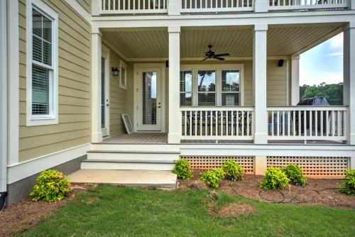 Near Sugar Creek Spacious Family-Friendly Retreat in Greensboro Near Sugar Creek Spacious Family-Friendly Retreat in Greensboro