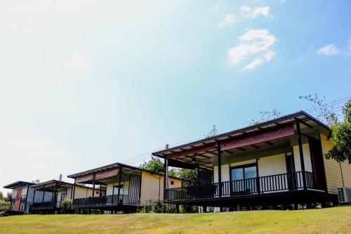 Exterior view, Mae On Village Resort in Changhan Exterior view, Mae On Village Resort in Changhan