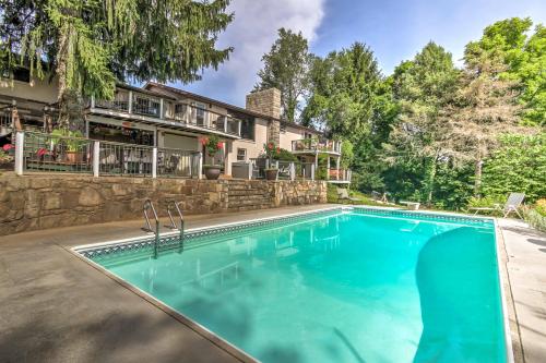 Harpers Ferry Apartment with Private Pool and Hot Tub! in Harpers Ferry (WV) Harpers Ferry Apartment with Private Pool and Hot Tub! in Harpers Ferry (WV)