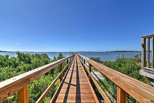 Beachfront Cedar Key Condo with Pool, Spa and Views! in Cedar Key (FL) Beachfront Cedar Key Condo with Pool, Spa and Views! in Cedar Key (FL)