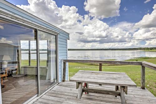 Charming Lakefront Cabin in Ocala National Forest! in Ocklawaha Charming Lakefront Cabin in Ocala National Forest! in Ocklawaha