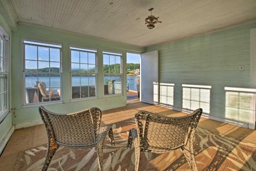 Waterfront Harveys Lake House with Private Dock! in Clarks Summit (Pennsylvania) Waterfront Harveys Lake House with Private Dock! in Clarks Summit (Pennsylvania)