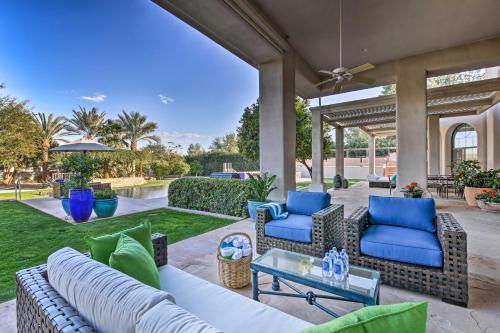 Lavish Paradise Valley Home with Sports Court and Pool in พาราไดซ์แวลเลย์ Lavish Paradise Valley Home with Sports Court and Pool in พาราไดซ์แวลเลย์