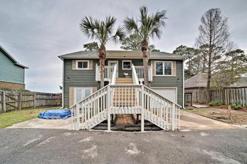 Waterfront Gulf Breeze Escape with Dock and 2 Kayaks! in Gulf Breeze (FL) Waterfront Gulf Breeze Escape with Dock and 2 Kayaks! in Gulf Breeze (FL)