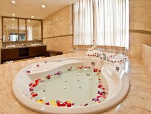 Tan Son Nhat Saigon Hotel in Phú Nhuận Tan Son Nhat Saigon Hotel in Phú Nhuận