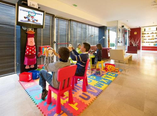 Recreational facilities, Bed4U Tudela in Tudela Recreational facilities, Bed4U Tudela in Tudela